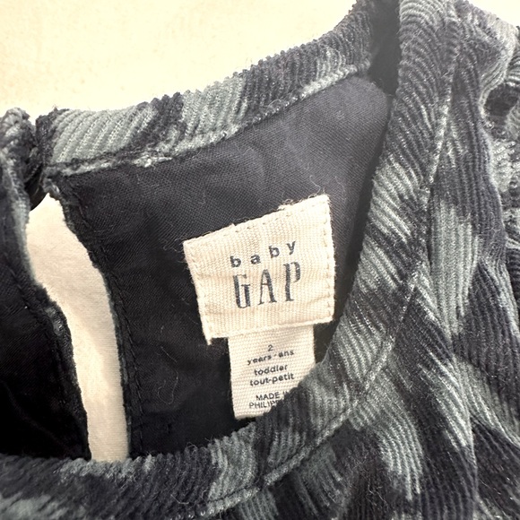 BabyGAP corduroy dress - Picture 2 of 4